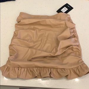 FASHION NOVA SKIRT!!